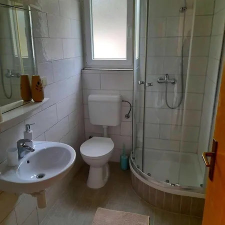 Ferienhaus Forest Relax Rab Town